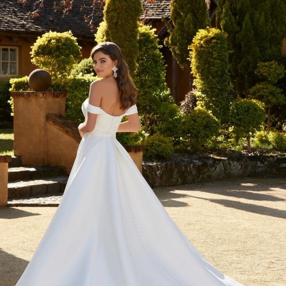 Sophia Tolli Two-Piece Wedding Dress "Zendaya" - Picture 2 of 9